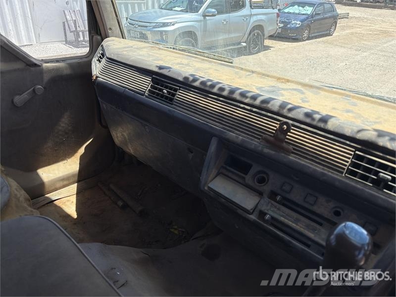 Mitsubishi FK417F20A 4x2 S/A Dump Truck 덤프 트럭