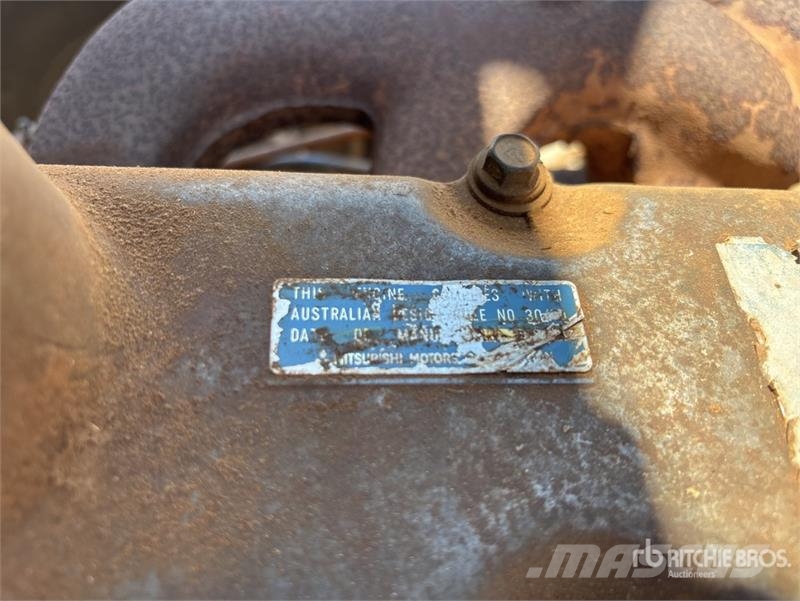 Mitsubishi FK417F20A S/A Dump Truck Camion benne