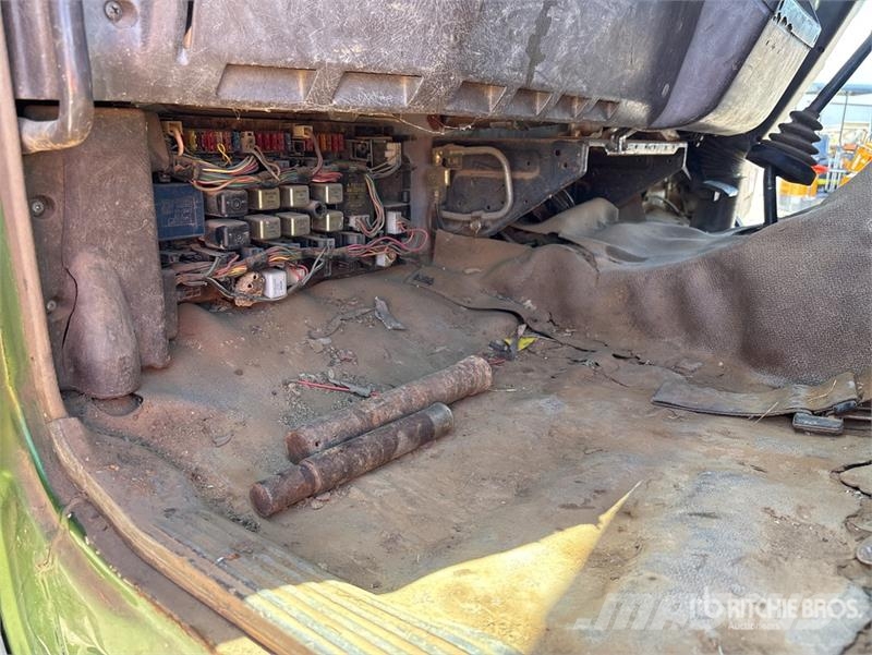 Mitsubishi FK417F20A S/A Dump Truck Camion benne