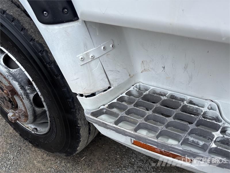 Mitsubishi FK600 4x2 Lugger Truck Other trucks