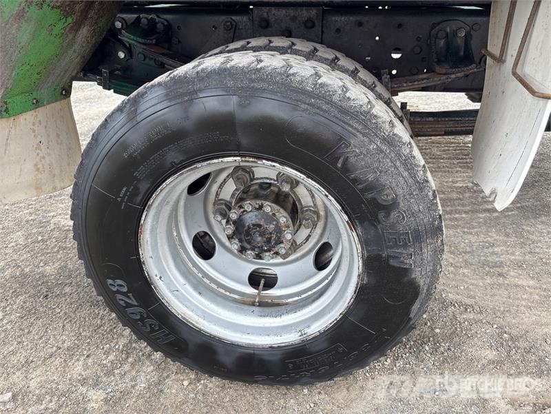 Mitsubishi FK600 4x2 Lugger Truck Other trucks