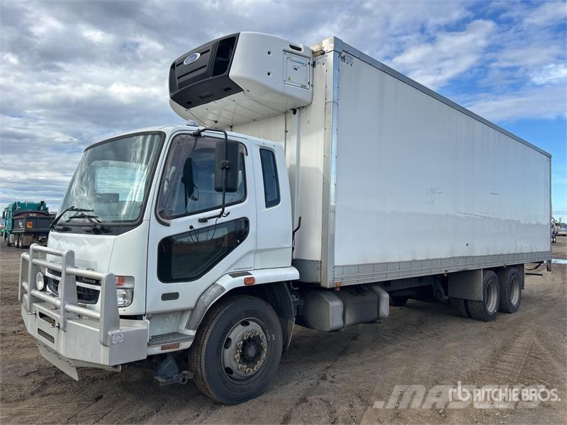 Mitsubishi FN600 6x2 Refrigerated Truck شاحنات بدرجة حرارة قابلة للضبط