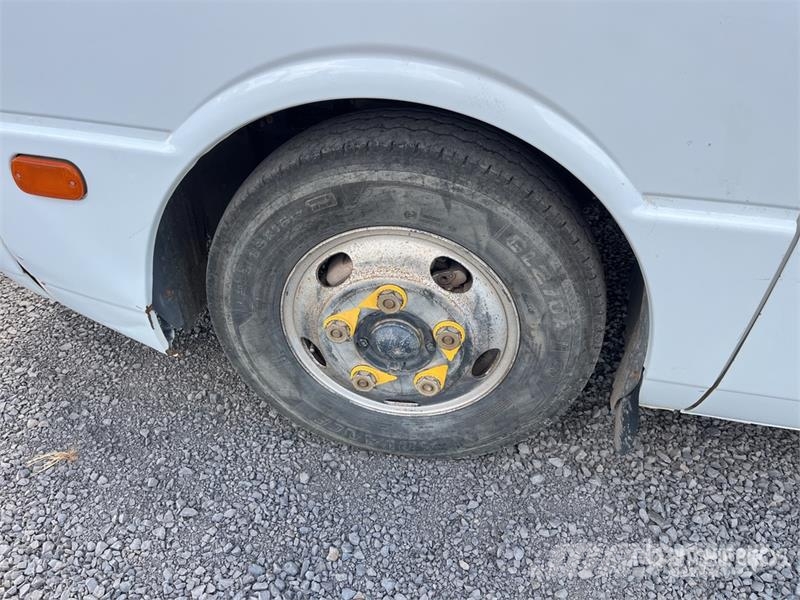 Mitsubishi Fuso BE600 4x2 21-Seat Bus Mini autobusi