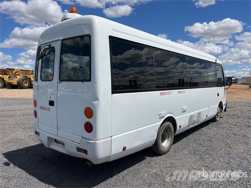 Mitsubishi Fuso BE600 4x2 21-Seat Bus Mini autobusi