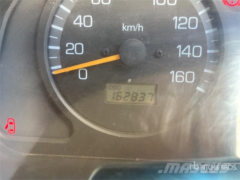 Mitsubishi Fuso BE600 4x2 21-Seat Bus Mini autobusi