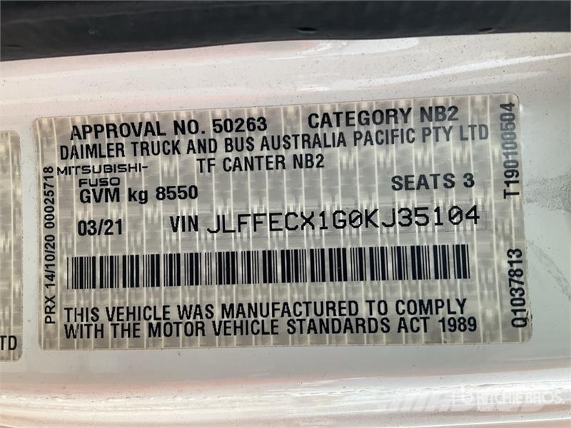 Mitsubishi Fuso Canter 7/800 4x2 Refrigerated Truck شاحنات بدرجة حرارة قابلة للضبط