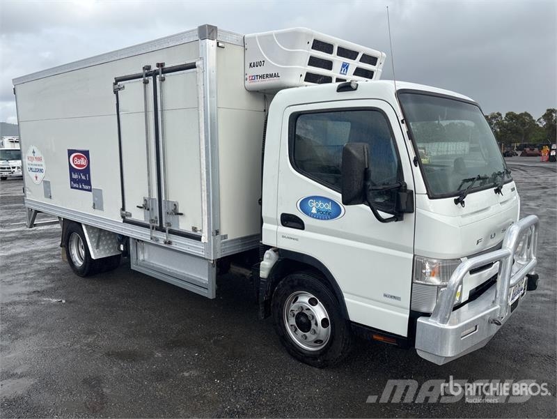 Mitsubishi Fuso Canter 7/800 4x2 Refrigerated Truck شاحنات بدرجة حرارة قابلة للضبط