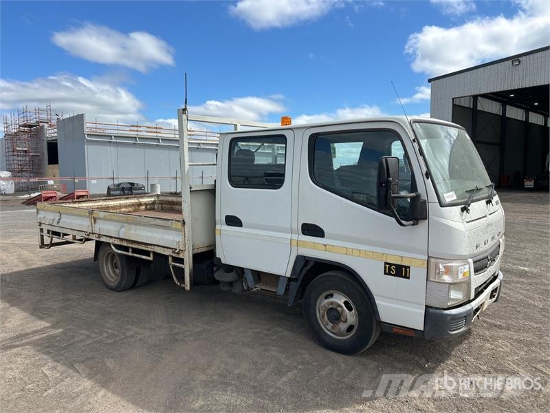 Mitsubishi Fuso Canter 515 4x2 Crew Cab Flatbed Truck Kamioni sa otvorenim sandukom