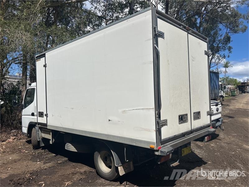 Mitsubishi Fuso Canter Temperature controlled trucks