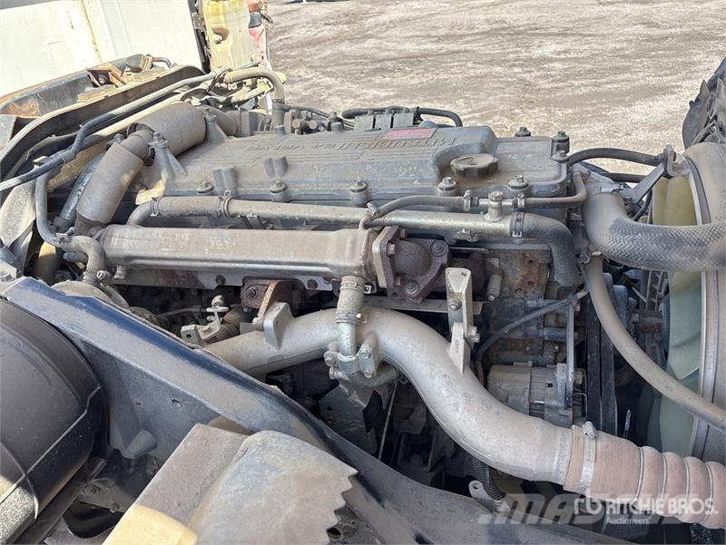 Mitsubishi Fuso Fighter FK600 4x2 Flatbed Truck Kamioni sa otvorenim sandukom