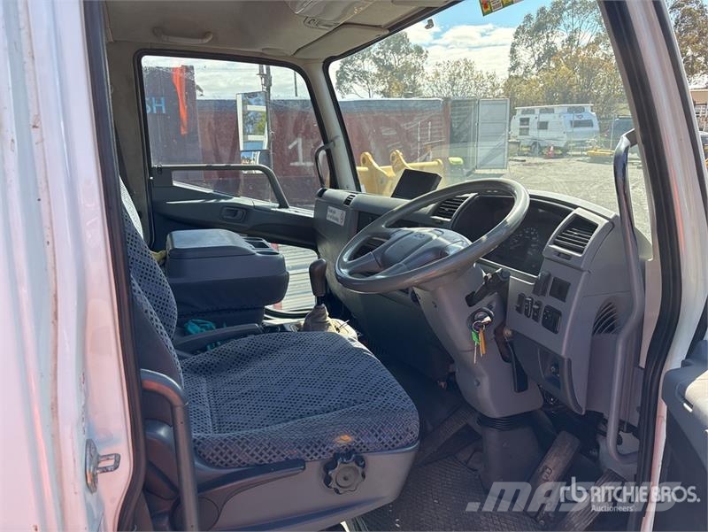 Mitsubishi Fuso Fighter FK600 4x2 Flatbed Truck Kamioni sa otvorenim sandukom