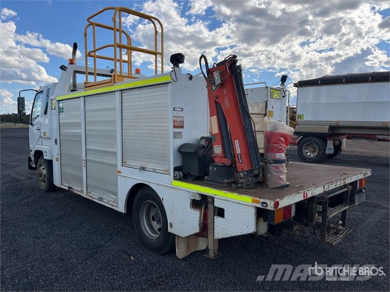 Mitsubishi Fuso Fighter FK617H 4x2 Service Truck 都市/通用型車輛