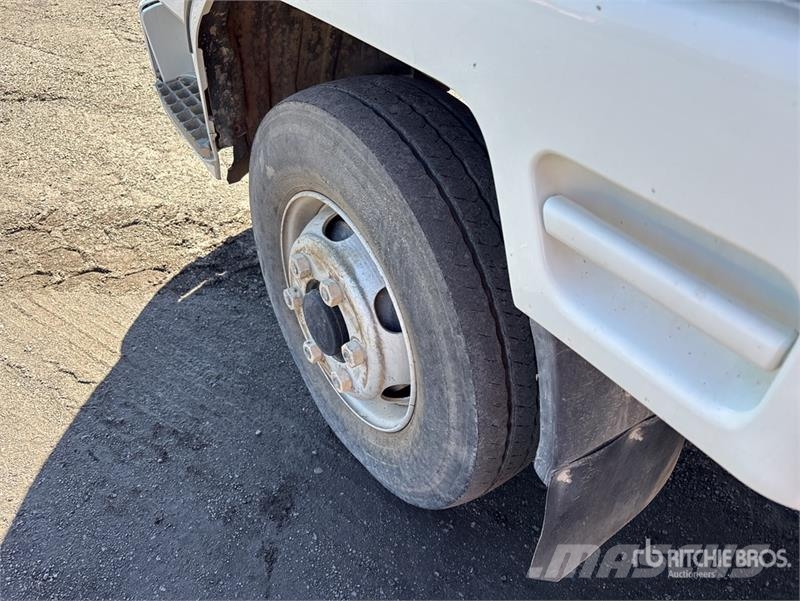 Mitsubishi Fuso Fighter FK600 4x2 Flatbed Truck Kamioni sa otvorenim sandukom