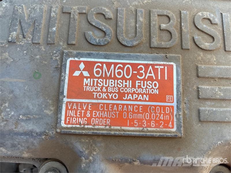 Mitsubishi Fuso Fighter FK600 4x2 Flatbed Truck Kamioni sa otvorenim sandukom