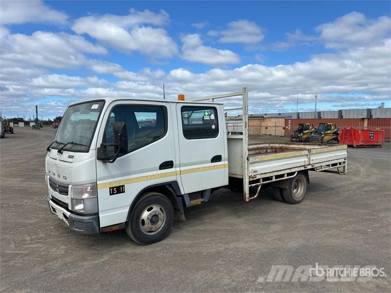 Mitsubishi Fuso Flatbed Truck شاحنات مسطحة/مفصلية الجوانب
