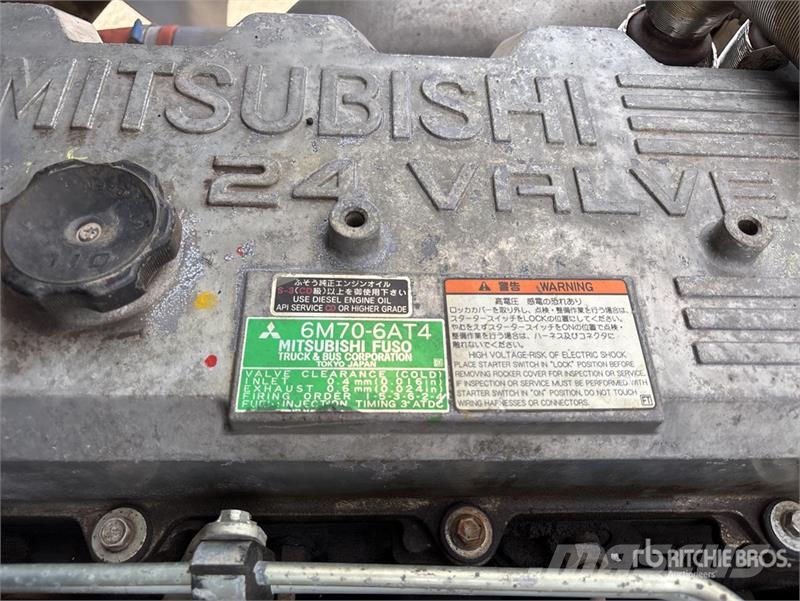Mitsubishi Fuso FS 500 8x4 Twin-Steer Vacuum Excavator Truck Combi / vacuum trucks