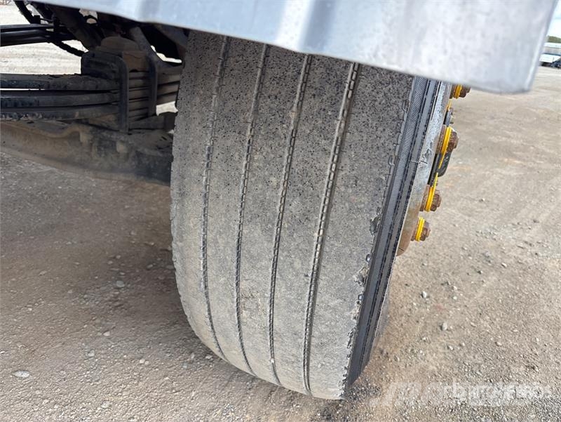 Mitsubishi Fuso FS 500 8x4 Twin-Steer Vacuum Excavator Truck Combi / vacuum trucks