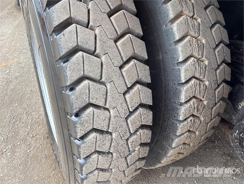Mitsubishi Fuso FS 500 8x4 Twin-Steer Vacuum Excavator Truck Combi / vacuum trucks