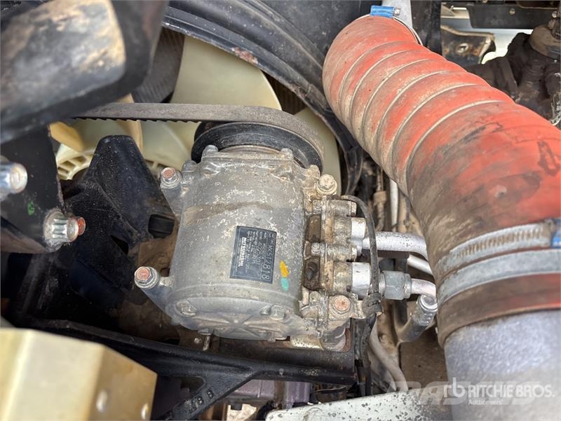 Mitsubishi Fuso FS 500 8x4 Twin-Steer Vacuum Excavator Truck Combi / vacuum trucks