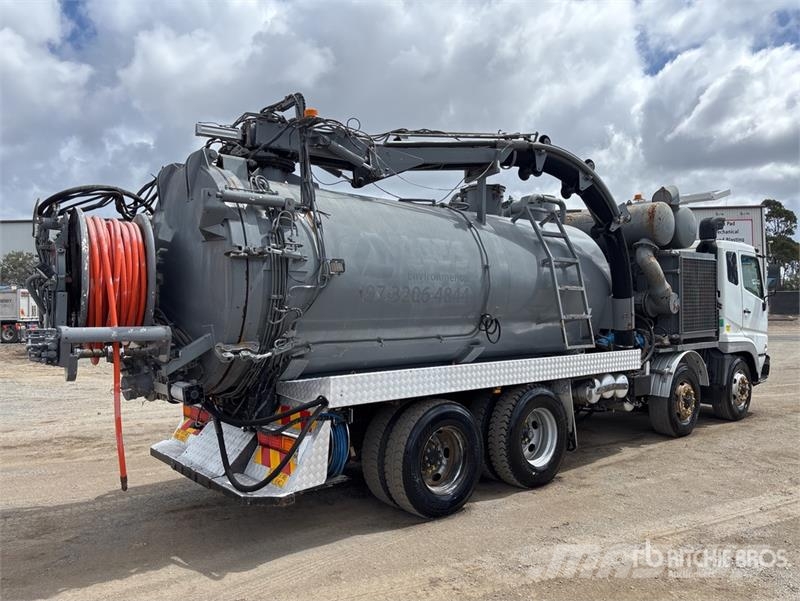 Mitsubishi Fuso FS 500 8x4 Twin-Steer Vacuum Excavator Truck Combi / vacuum trucks