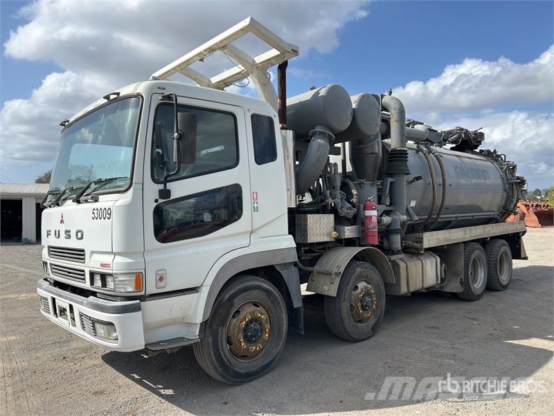 Mitsubishi Fuso FS 500 8x4 Twin-Steer Vacuum Excavator Truck Camion autospurgo