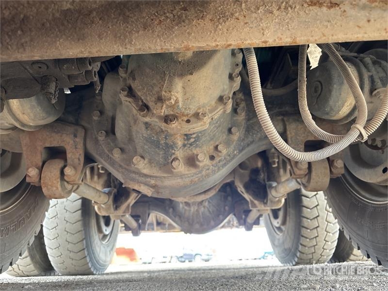 Mitsubishi Fuso FS 500 8x4 Twin-Steer Vacuum Excavator Truck Combi / vacuum trucks
