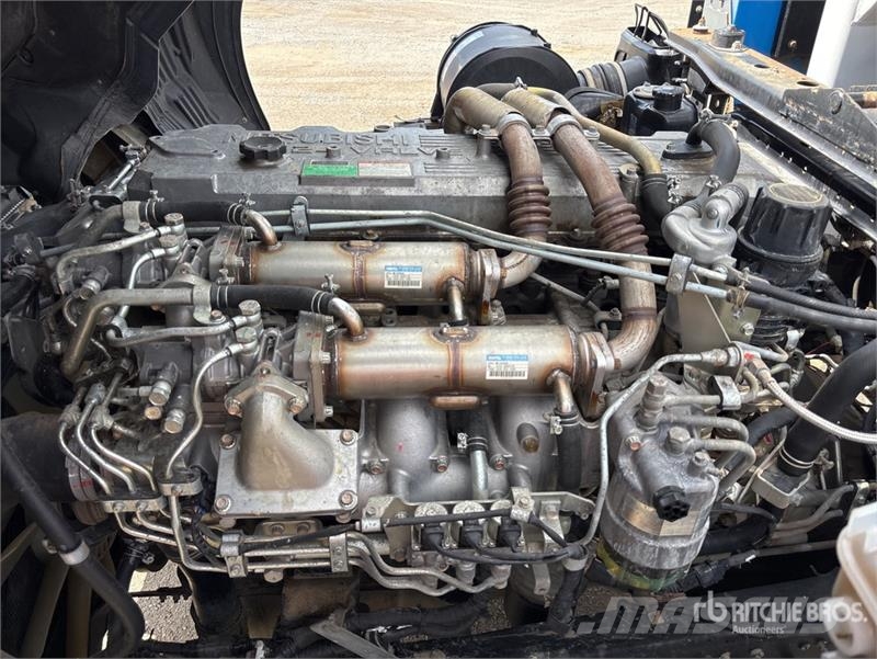 Mitsubishi Fuso FS 500 8x4 Twin-Steer Vacuum Excavator Truck Combi / vacuum trucks