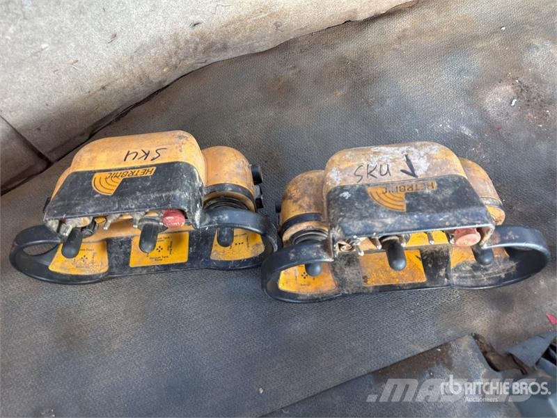 Mitsubishi Fuso FS 500 8x4 Twin-Steer Vacuum Excavator Truck Combi / vacuum trucks
