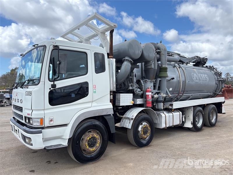 Mitsubishi Fuso FS 500 8x4 Twin-Steer Vacuum Excavator Truck Combi / vacuum trucks