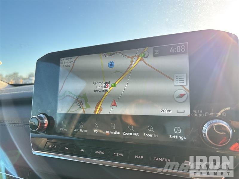 Mitsubishi Outlander PKWs