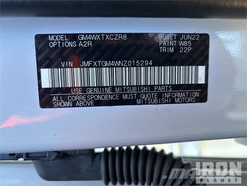 Mitsubishi Outlander PKWs