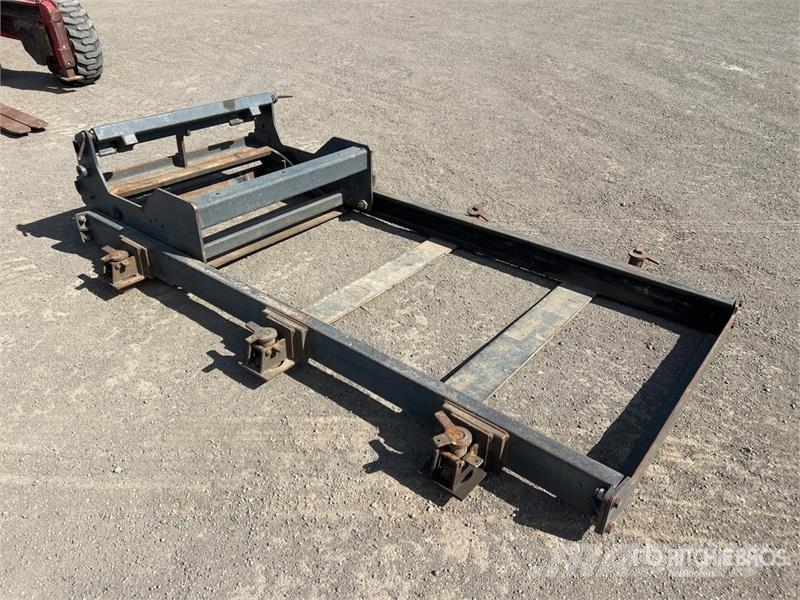 Moffett M8 35.3 3x3 Truck Mounted Forklift Medbringertruck