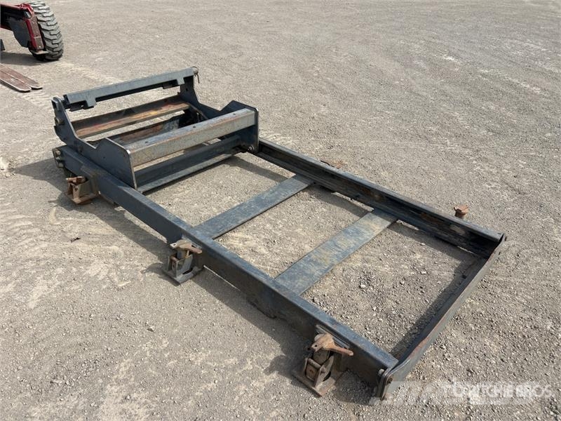 Moffett M8 35.3 3x3 Truck Mounted Forklift Medbringertruck