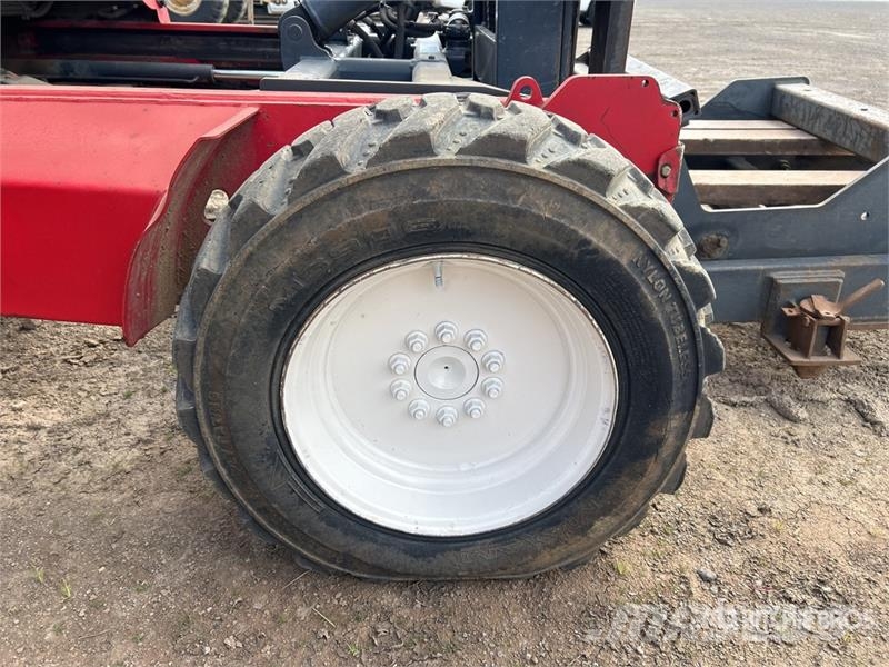 Moffett M8 35.3 3x3 Truck Mounted Forklift Medbringertruck