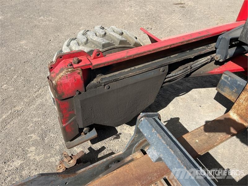 Moffett M8 35.3 3x3 Truck Mounted Forklift Medbringertruck