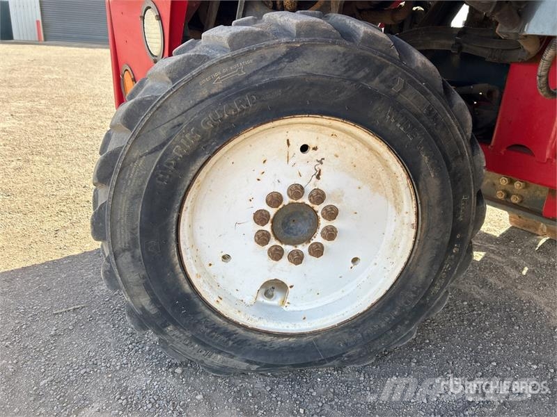 Moffett M8 35.3 3x3 Truck Mounted Forklift Medbringertruck