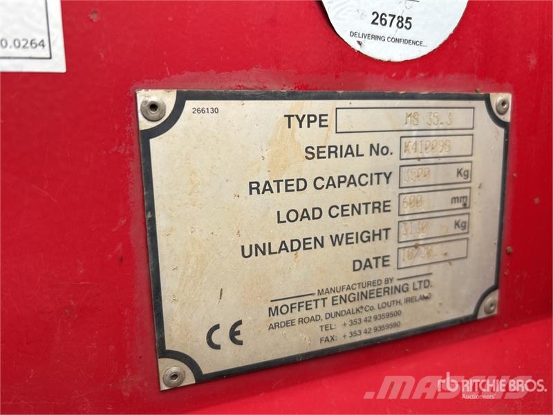 Moffett M8 35.3 3x3 Truck Mounted Forklift Medbringertruck