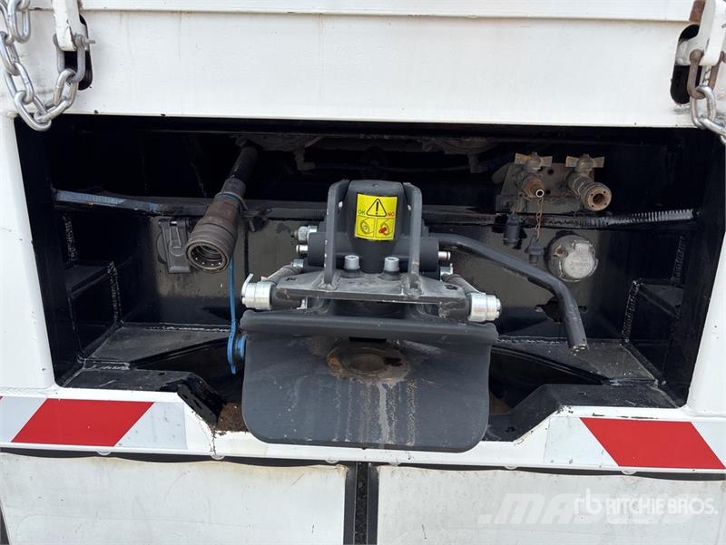 Moore 10.3 m Tri/A End Dump Trailer Kiper prikolice