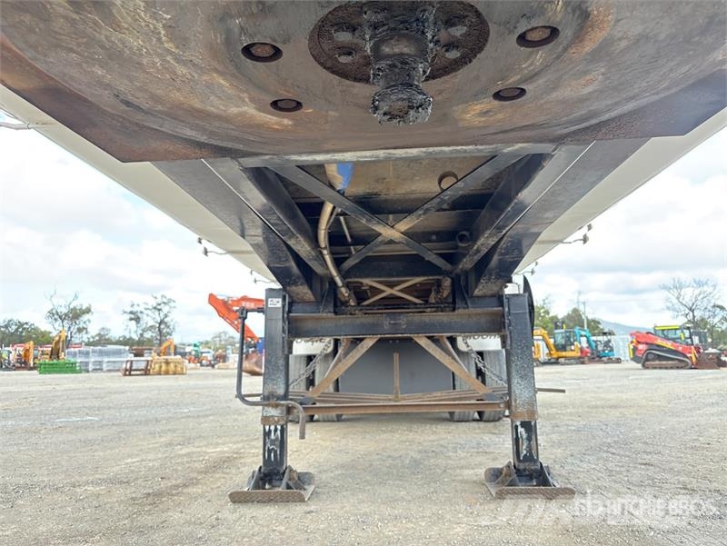Moore 10.3 m Tri/A End Dump Trailer Tipper trailers