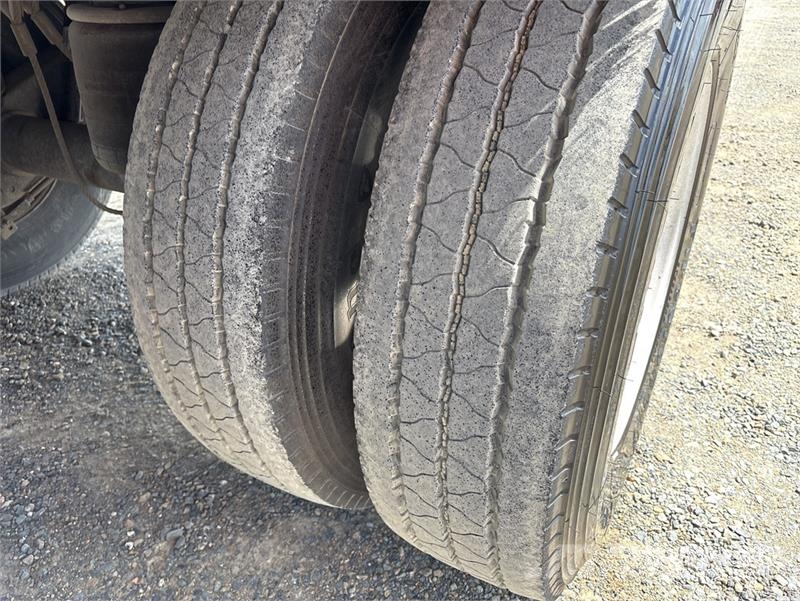 Moore 10.3 m Tri/A End Dump Trailer Kiper prikolice