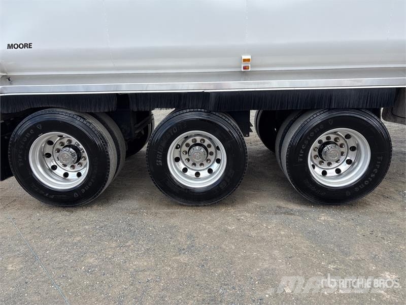 Moore 10.3 m Tri/A End Dump Trailer Tipper trailers
