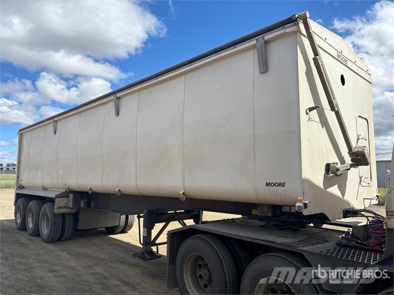 Moore 10 m Tri/A End Dump Trailer Самоскиди