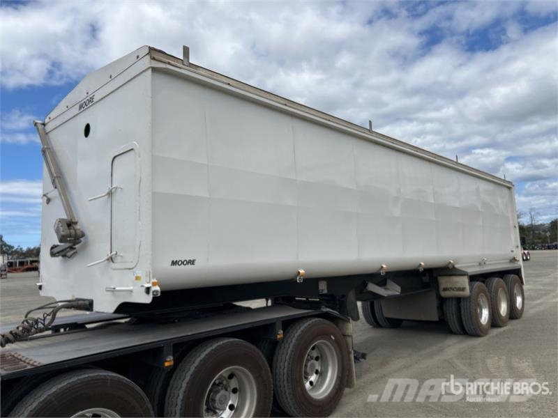  Moore 10 m Tri/A End Dump Trailer Reboques basculantes