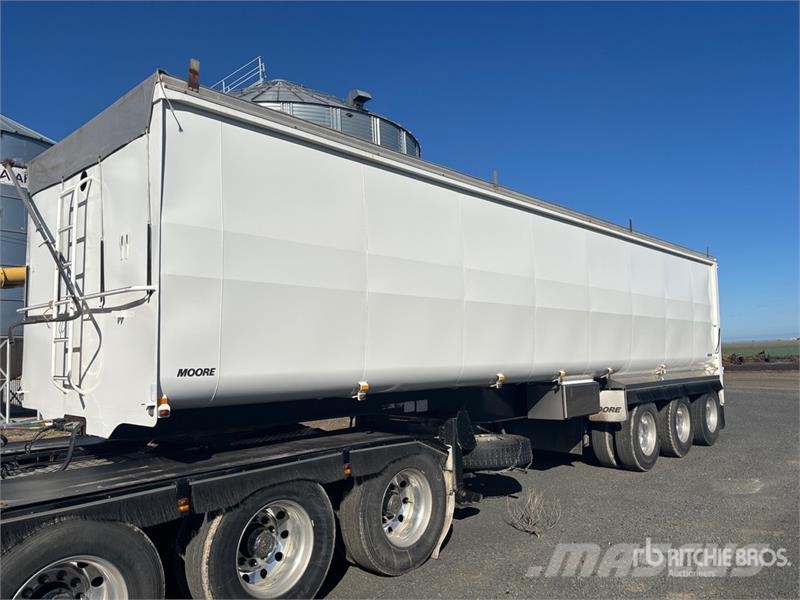 Moore 10 m Tri/A End Dump Trailer Самоскиди