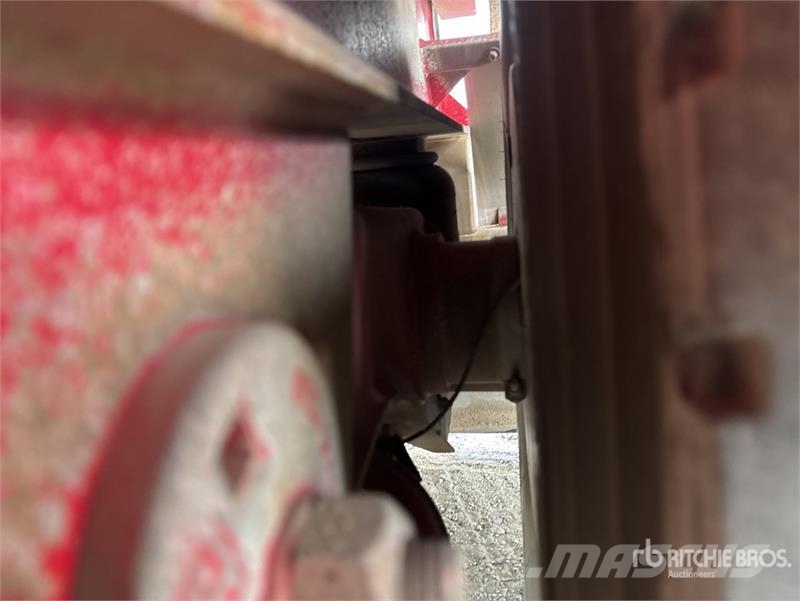 Moore 10 m Tri/A Step Deck End Dump Trailer Tipphengere