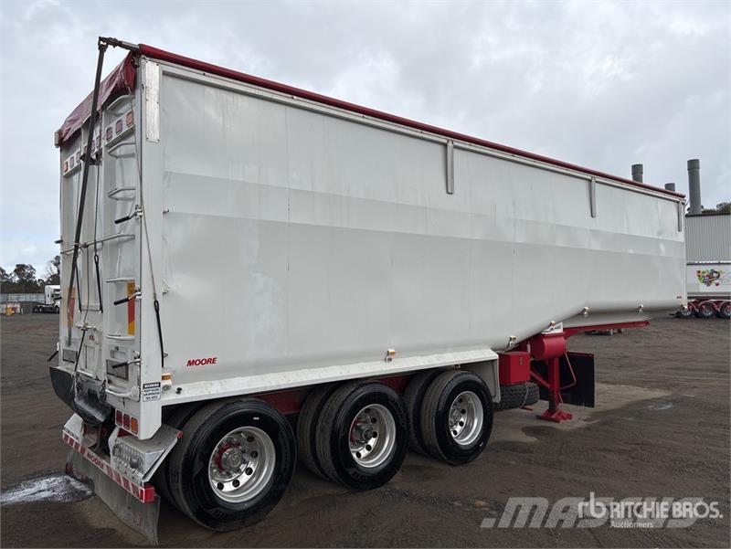 Moore 10 m Tri/A Step Deck End Dump Trailer Tipphengere