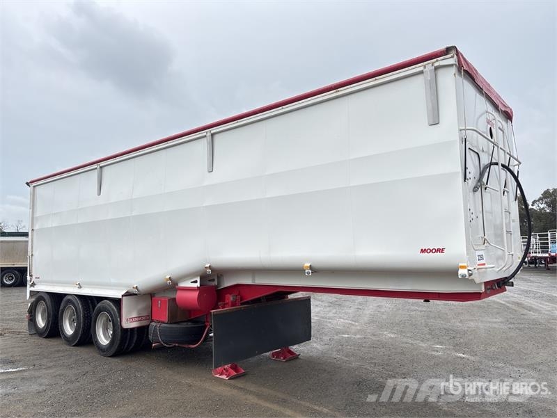  Moore 10 m Tri/A Step Deck End Dump Trailer Pašizgāzējs