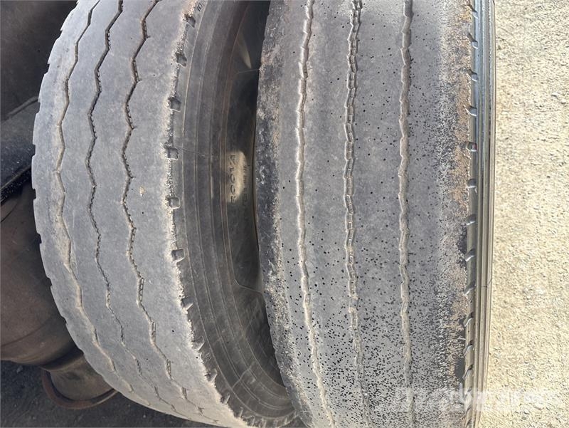 Moore 6.9 m Tri/A B-Double Lead End Dump Trailer Anhænger med tip