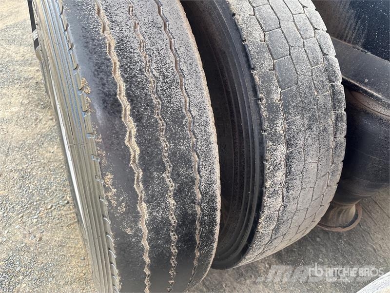 Moore 6.9 m Tri/A B-Double Lead End Dump Trailer Anhænger med tip