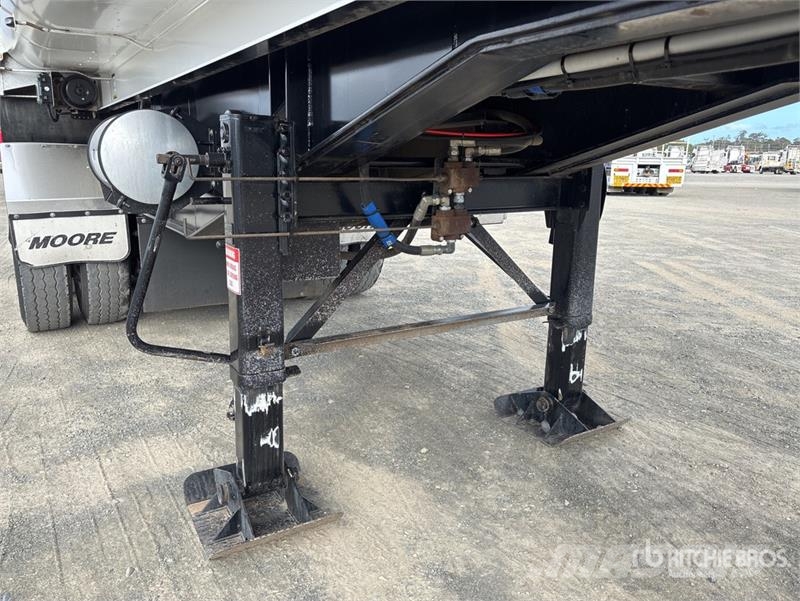 Moore 6.9 m Tri/A B-Double Lead End Dump Trailer Anhænger med tip